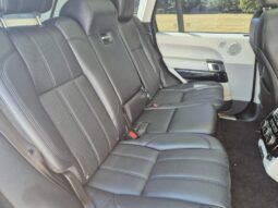 
Land Rover Range Rover 3.0 TD V6 Vogue full									