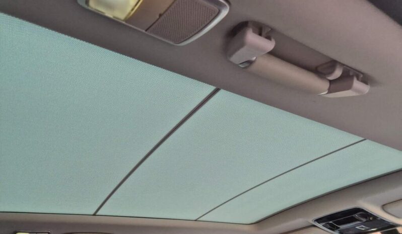 
Land Rover Range Rover 3.0 TD V6 Vogue full									