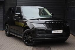 
Land Rover Range Rover 4.4 SD V8 Vogue full									