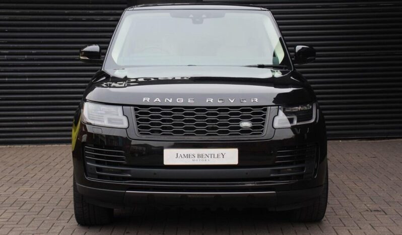 
Land Rover Range Rover 4.4 SD V8 Vogue full									