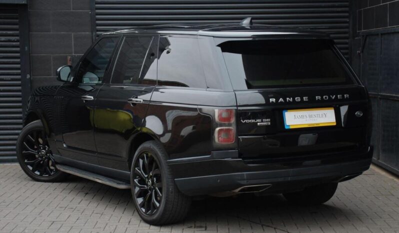 
Land Rover Range Rover 4.4 SD V8 Vogue full									