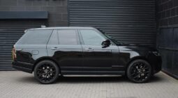 
Land Rover Range Rover 4.4 SD V8 Vogue full									