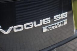 
Land Rover Range Rover 4.4 SD V8 Vogue full									