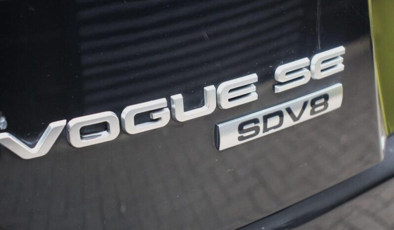 
Land Rover Range Rover 4.4 SD V8 Vogue full									