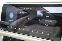 
Land Rover Range Rover 4.4 SD V8 Vogue full									