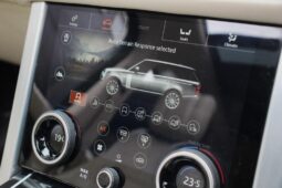 
Land Rover Range Rover 4.4 SD V8 Vogue full									