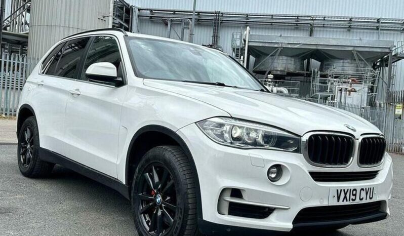 
BMW X5 2019 3.0 30d SE Auto xDrive full									