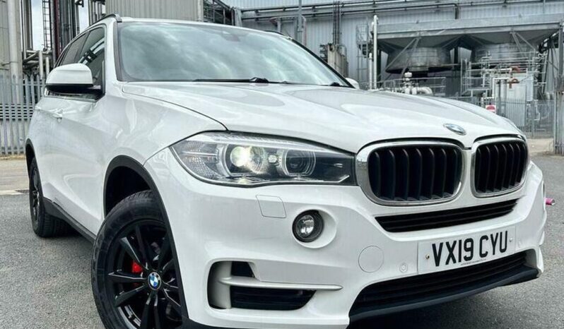 
BMW X5 2019 3.0 30d SE Auto xDrive full									