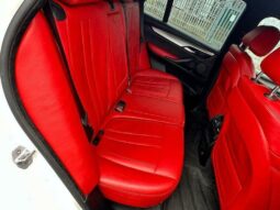 
BMW X5 2019 3.0 30d SE Auto xDrive full									