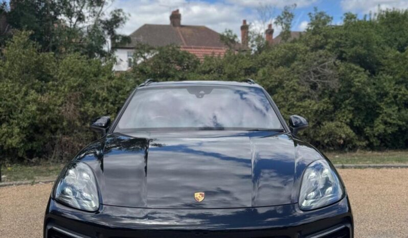 
Porsche Cayenne 3.0T V6 TiptronicS 4WD Euro 6 full									