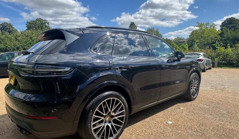 
Porsche Cayenne 3.0T V6 TiptronicS 4WD Euro 6 full									