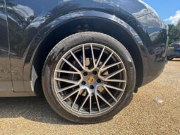 
Porsche Cayenne 3.0T V6 TiptronicS 4WD Euro 6 full									