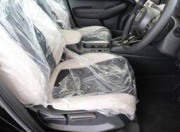 
Honda Vezel Brand New HEV PLY full									