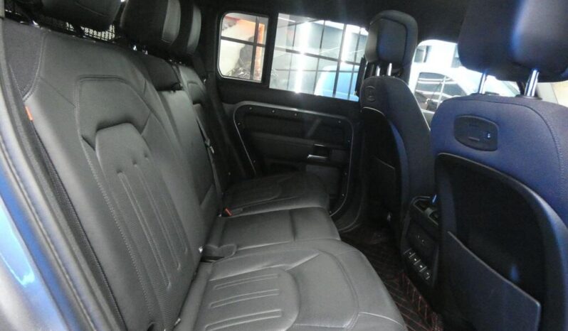 
Land Rover Defender 110 2020 3.0 i6 X full									