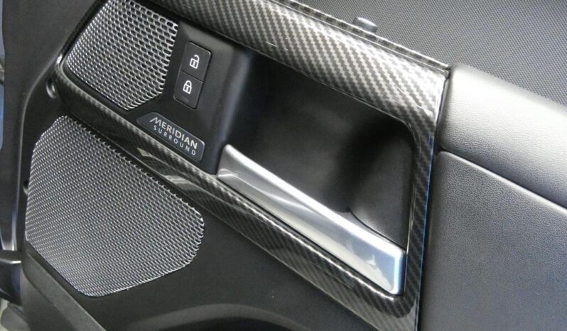 
Land Rover Defender 110 2020 3.0 i6 X full									